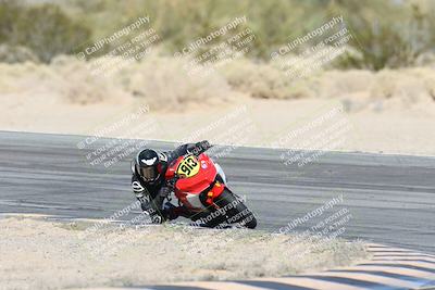 media/Dec-07-2025-CVMA (Sun) [[3e7d2de5dc]]/Race 9-Formula UL Shootout/